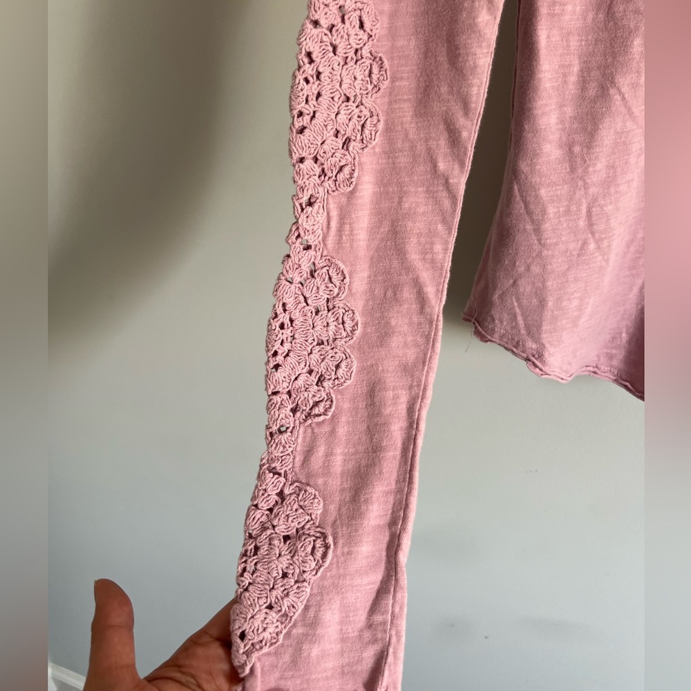 🌻🆕FREE PEOPLE Our Song Henley Cuff-Candied Lilac-Size X-Small - Picture 11 of 13